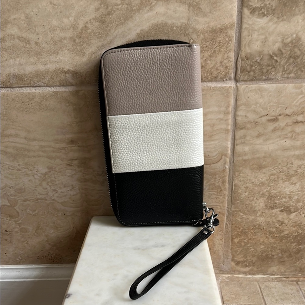 Colorblock Wristlet Wallet